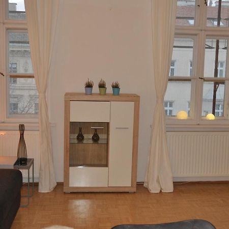 Wunderschone Altbauwohnung In Zentraler Lage Wien Eksteriør bilde