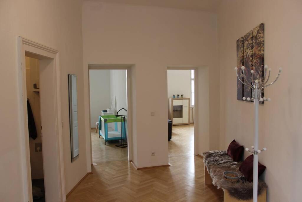 Wunderschone Altbauwohnung In Zentraler Lage Wien Eksteriør bilde