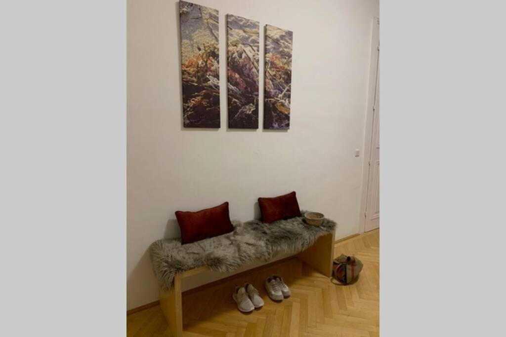 Wunderschone Altbauwohnung In Zentraler Lage Wien Eksteriør bilde